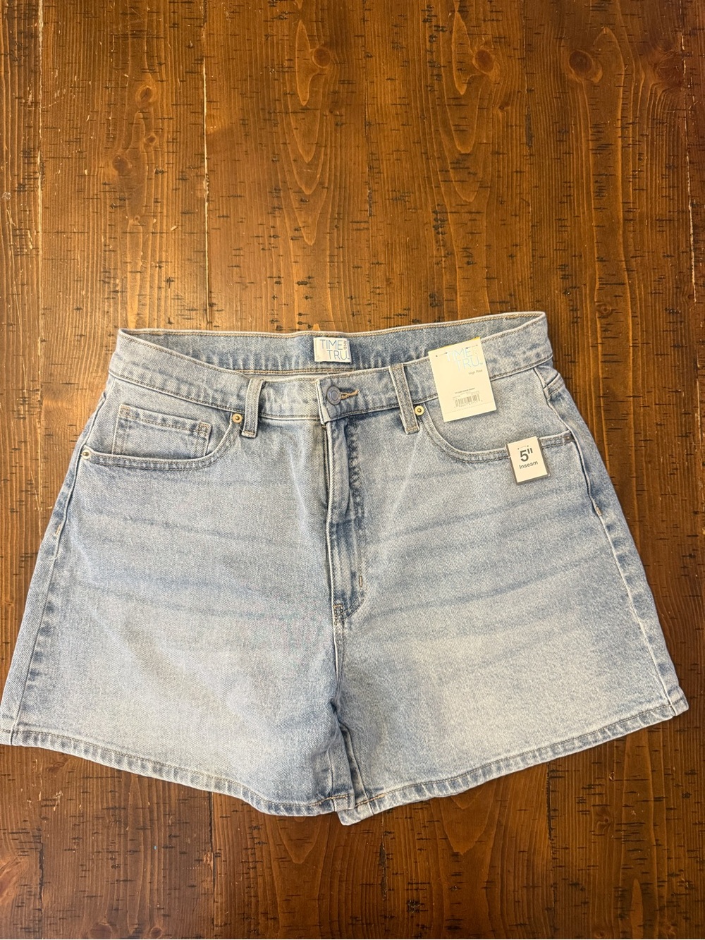 Time and Tru Denim Jean Shorts 5” Inseam Light Wash Classic NWT Sz 12